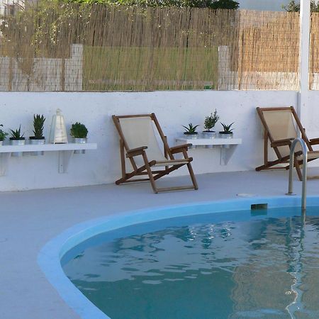Three Harites Lejlighedshotel Perissa  Eksteriør billede